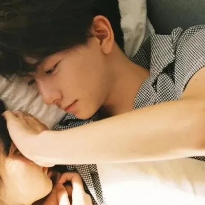 抖音情侣头像图片2025最火爆