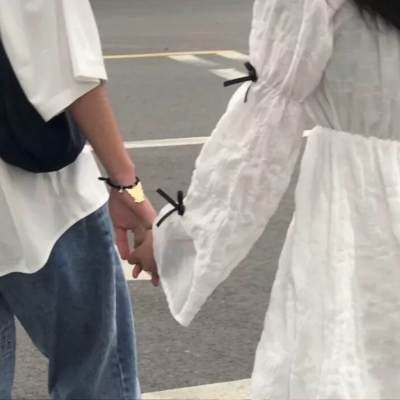 高级感情侣头像真人一人一半