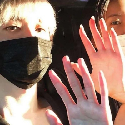 男女两个人情侣头像一左一右高清图片