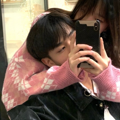 超甜情侣头像真人男女同框