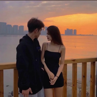 2026必存超火真人高级感情侣头像