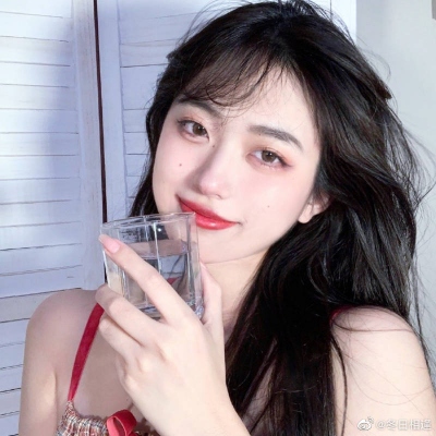 女生温柔小清新可爱真人头像图片