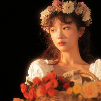 2025最潮头像女生高清图片