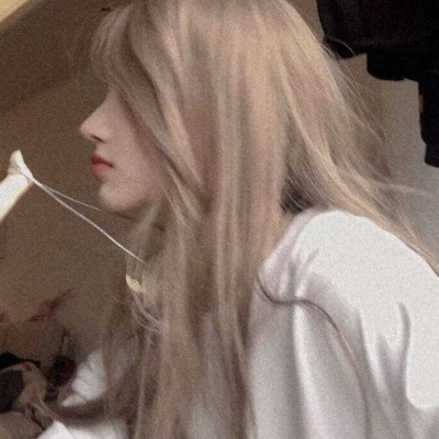 小众女生真人头像ins高级质感高清图片