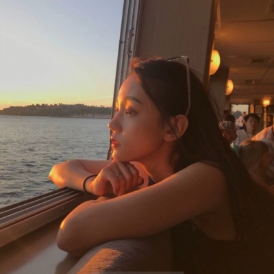 图片2025美女新图片微信头像