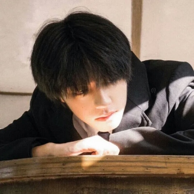 微信男生超帅头像图片真人