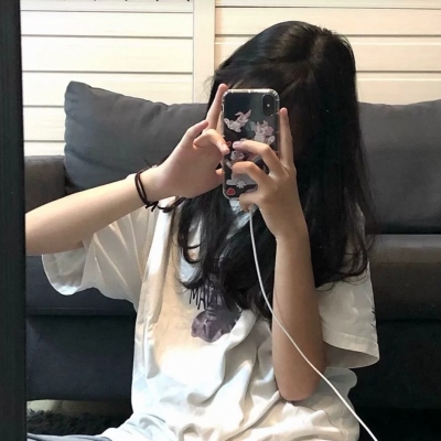 ins风女生真人头像个性高清图片