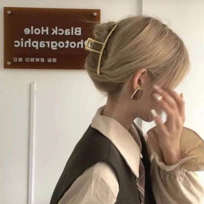 女生头像气质高级真人成熟图片