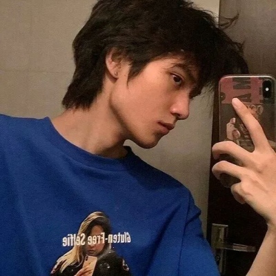 可爱又狼又奶高清男头图片