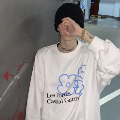 网络图片男生头像不漏脸高清图片