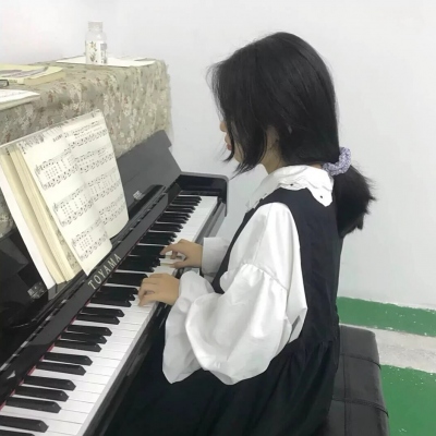 ins风女生真人头像个性高清图片