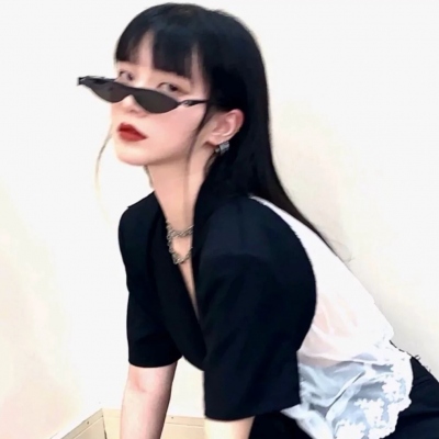 2025头像霸气超拽好看女生高清图片