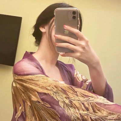 干净温柔但又有点霸气的女头图片