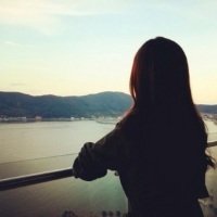 2025新款头像女背影真人图片