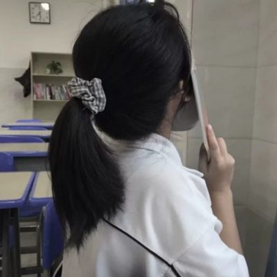 ins风女生真人头像个性高清图片