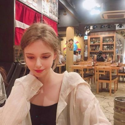欧美女生头像气质超仙ins图片