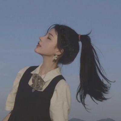 图片2025美女新图片微信头像