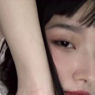 脸部女头微丧高清图片