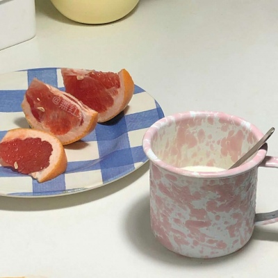 简洁水果静物头像