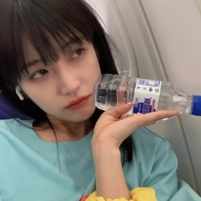 超级好看小众高级的女生头像图片