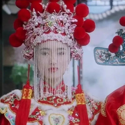 情侣款微信头像一人一半好看图片
