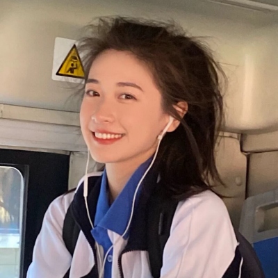 ins招桃花的小众女头图片