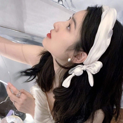 2025最潮头像女生高清图片