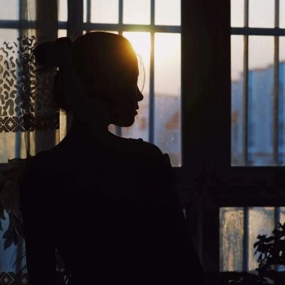 女生头像气质高级真人成熟图片