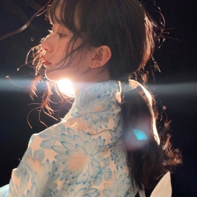 女生头像ins招桃花干净温柔真人图片