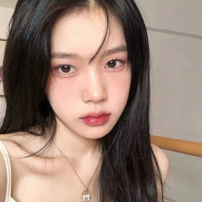 女生头像ins招桃花干净温柔真人图片