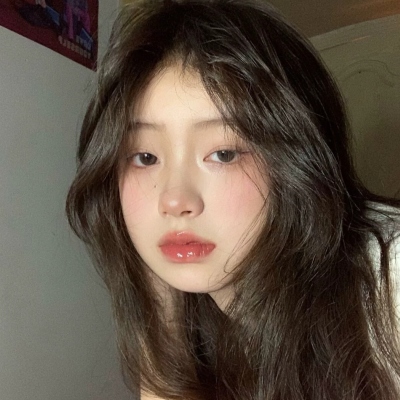 女生头像ins招桃花干净温柔真人图片