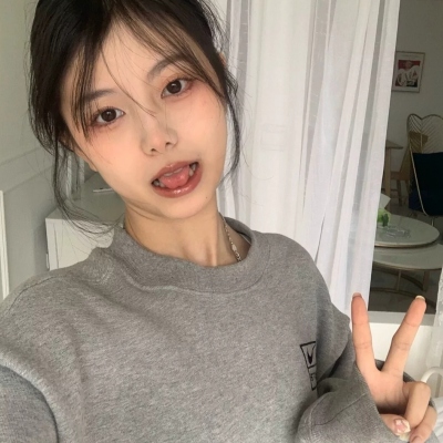 女生头像ins招桃花干净温柔真人图片