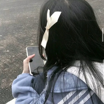 女头ins质感高级酷飒高清图片