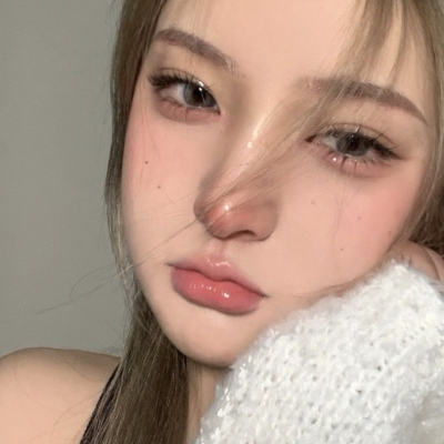 女生头像ins招桃花干净温柔真人图片