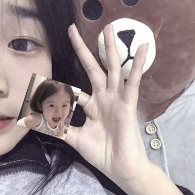 女头ins质感高级酷飒高清图片