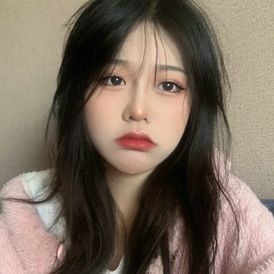 女生头像ins招桃花干净温柔真人图片