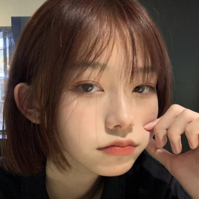 女生头像ins招桃花干净温柔真人图片