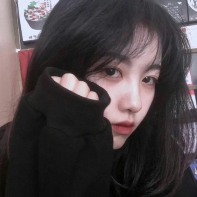 女生头像真人露脸ins高级质感高清图片