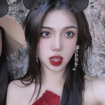 女生头像真人露脸ins高级质感高清图片