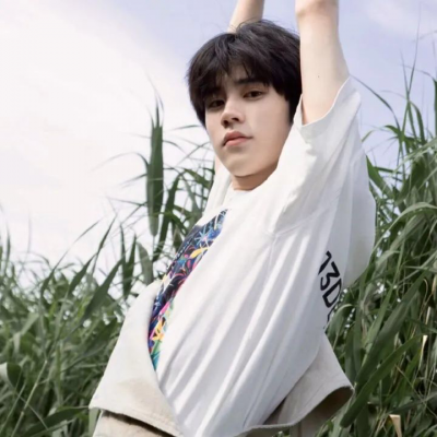 男生超帅微信头像真人版高清图片
