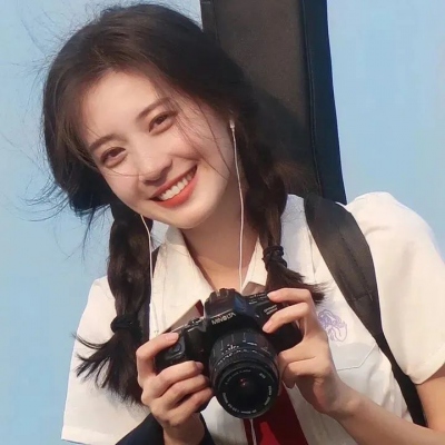 ins惊艳小众女生头像真人高清图片