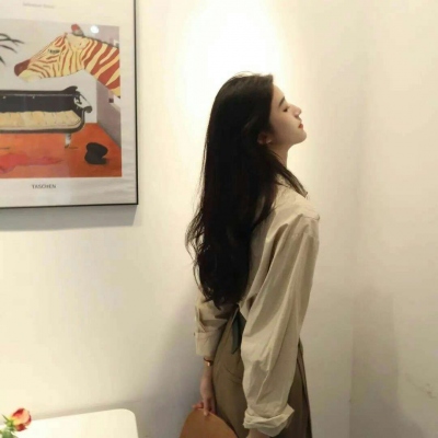 女生时尚成熟温柔真人小众高清头像