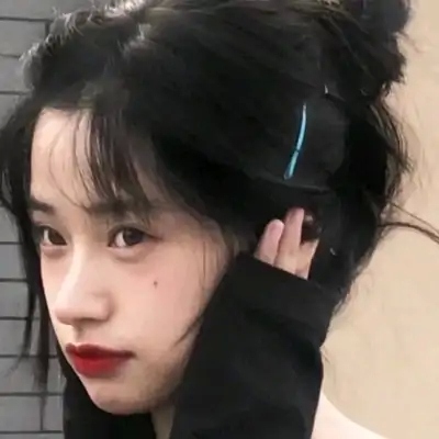 女生头像ins高级质感小众干净高清图片