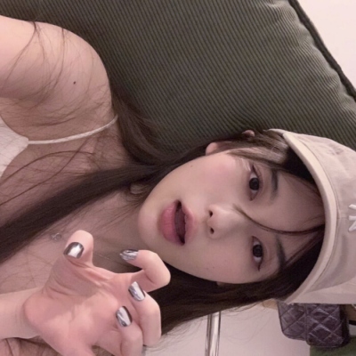 微信头像女生真人阳光温柔唯美图片