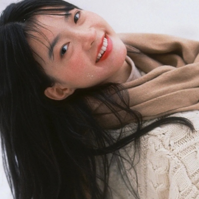 女生头像ins高级质感小众干净高清图片