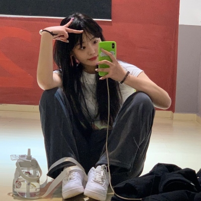 可爱女生头像真人治愈系高清图片