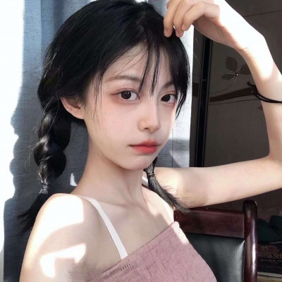 女生头像真人露脸ins高级质感高清图片