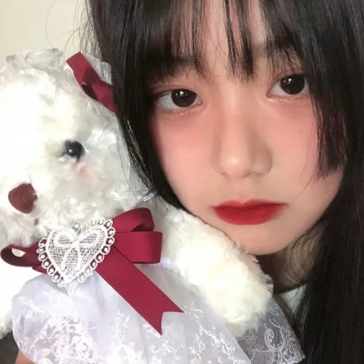 女生头像ins高级质感小众干净高清图片