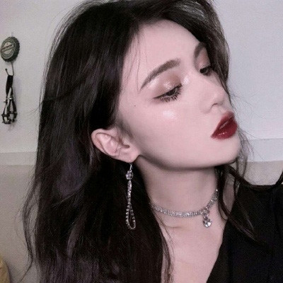 女生头像真人露脸ins高级质感高清图片