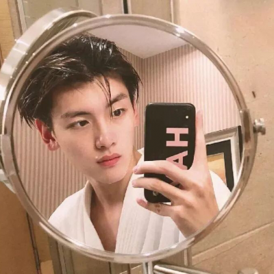 男生超帅微信头像真人版高清图片
